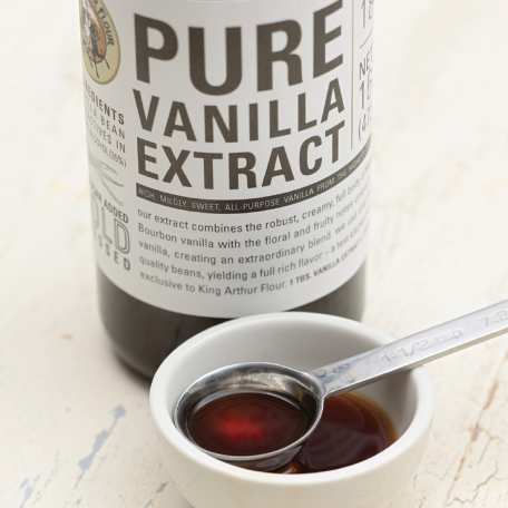Sarah Valeriano punches medic in nose after consuming vanilla extract