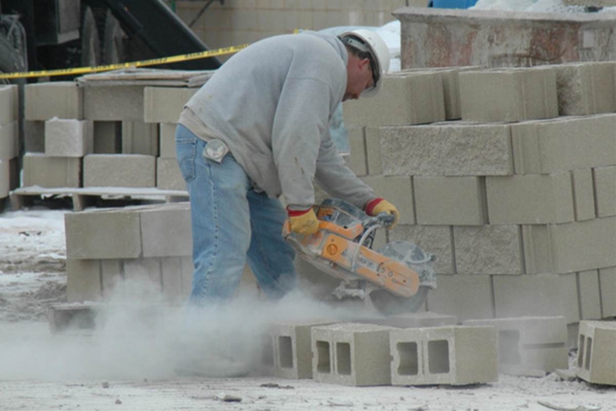 Image of a construction worker working on a construction site.