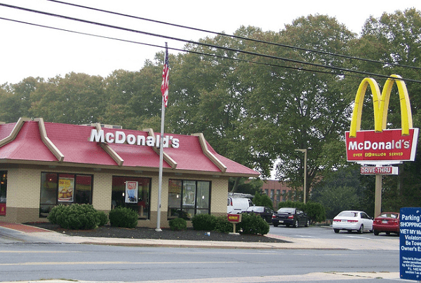 McDonald's Franchise Owners Settle Employee Compensation Lawsuit