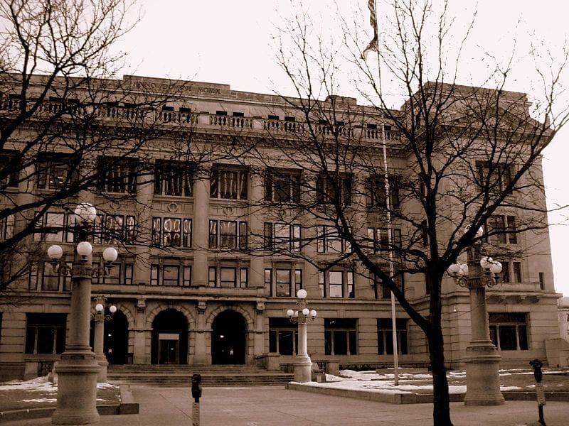 Image of the Douglas County Courthouse in Omaha, Nebraska