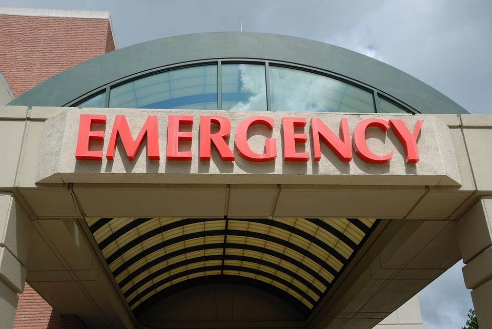 Image of an emergency room entrance