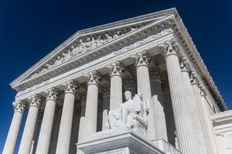 US Supreme Court building; image by Mark Thomas, via Pixabay.com.