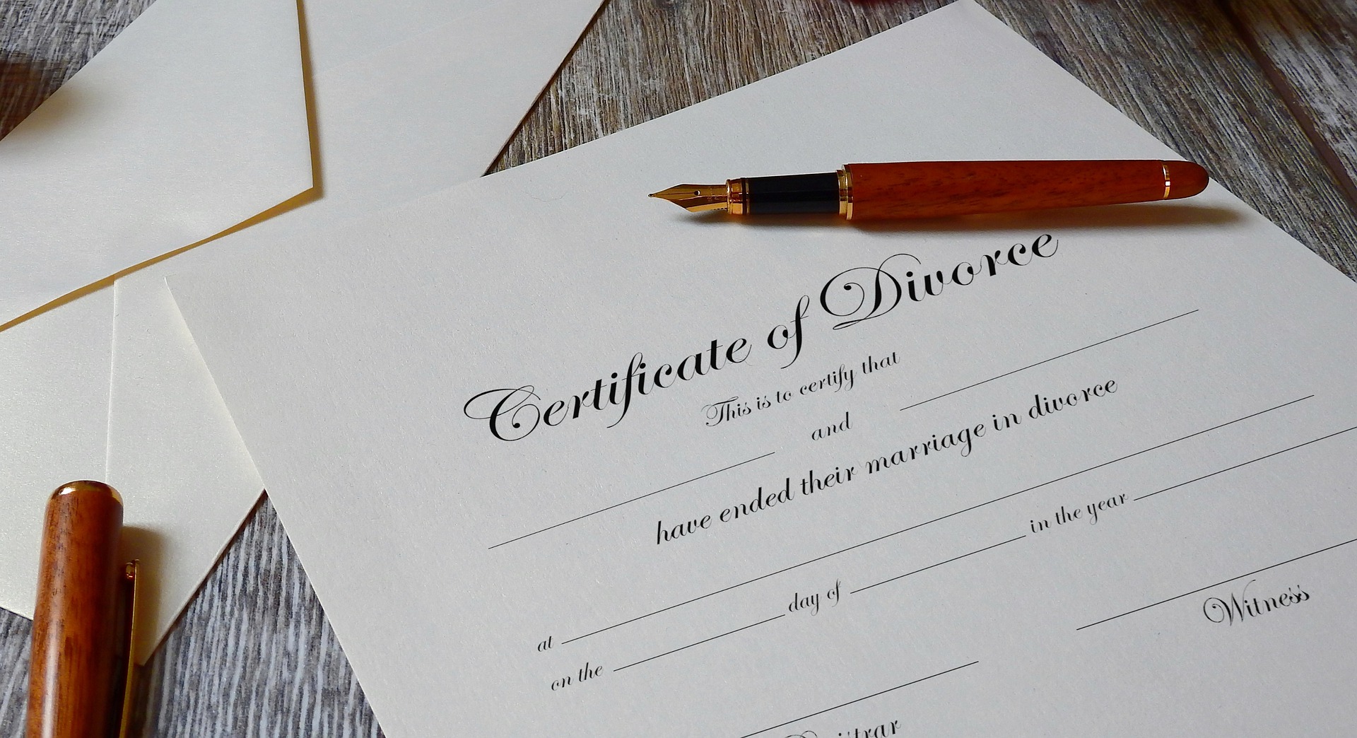 Divorce certificate - Image by Tumisu, via Pixabay.com.