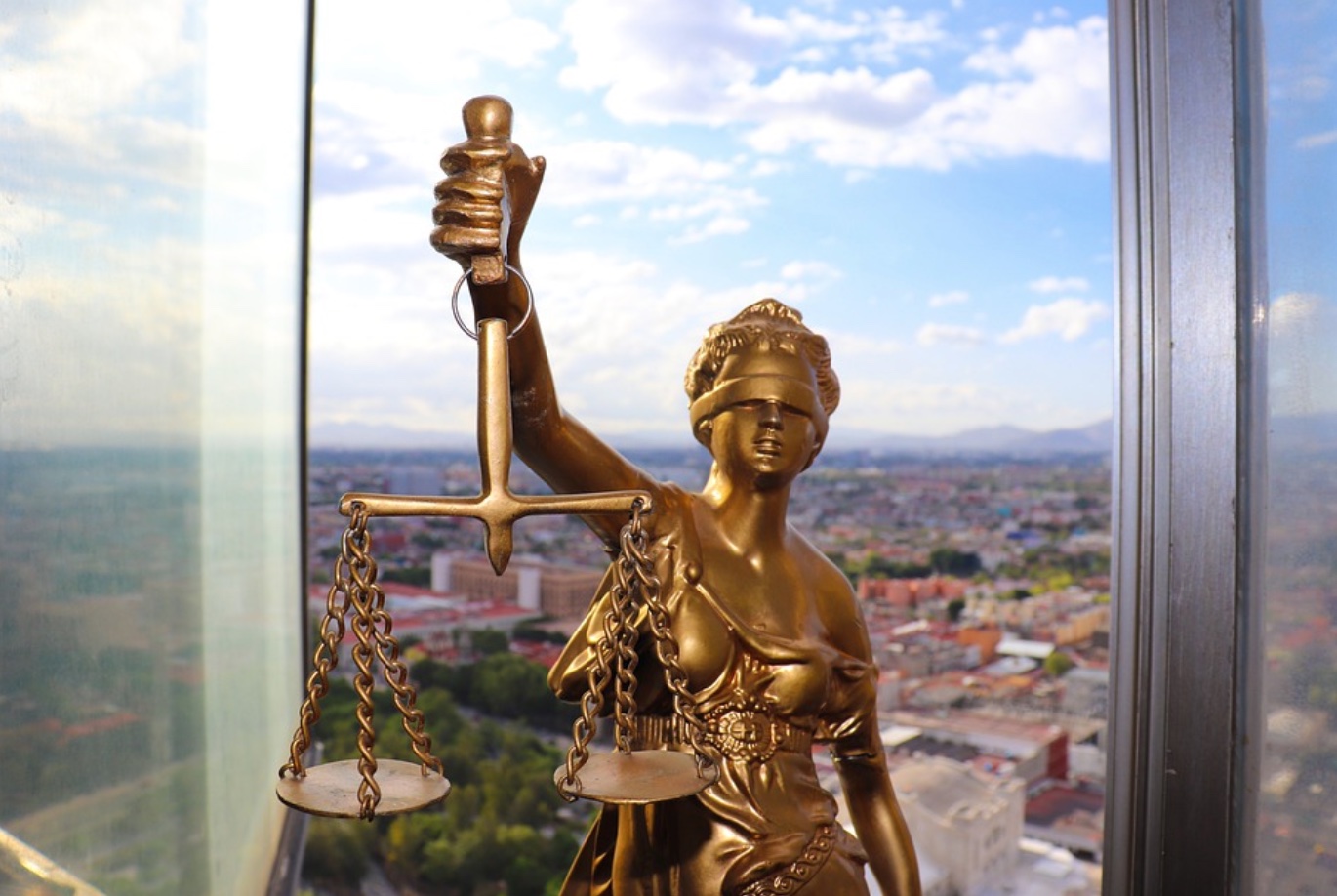 Lady Justice; image by Ezequiel_Octaviano, via Pixabay.com.