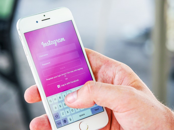 Facebook, Instagram Negatively Impact Mental Health