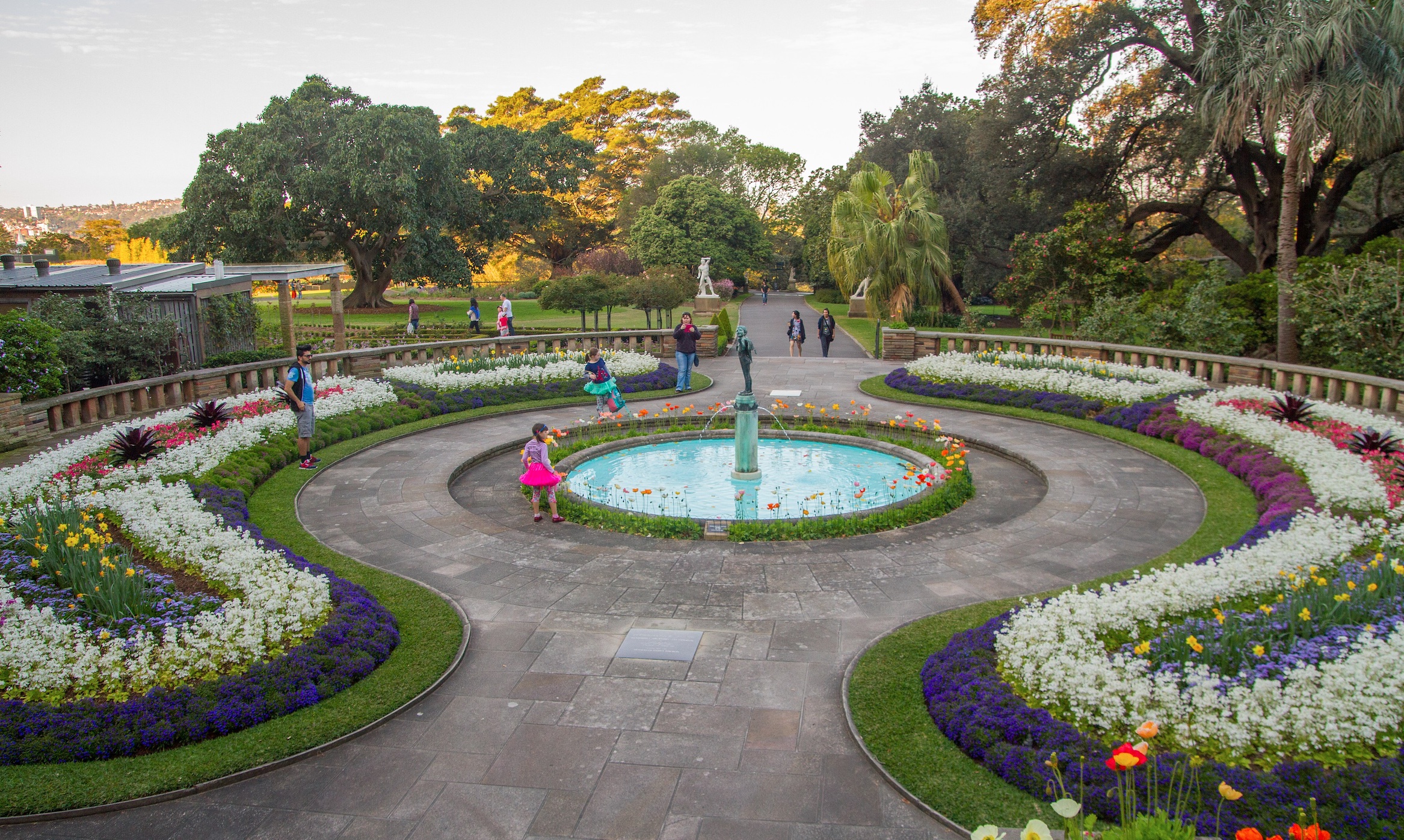 Royal Botanic Gardens, Sydney, Australia; image by Maksym Kozlenko, CC BY-SA 4.0, via Wikimedia Commons.