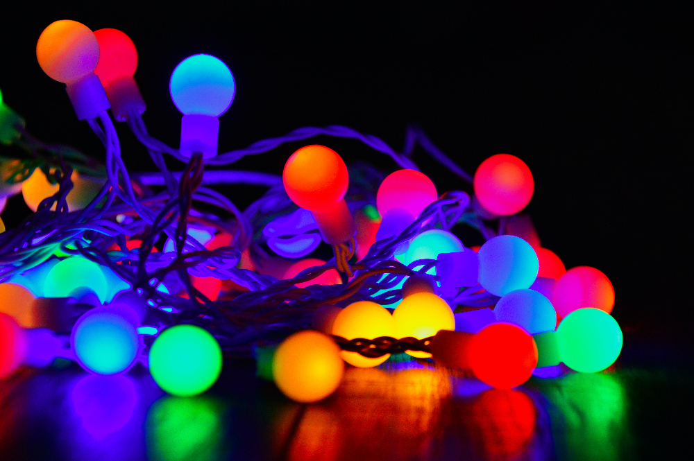 Experts Suggests Leaving Christmas Lights Up All Year Round