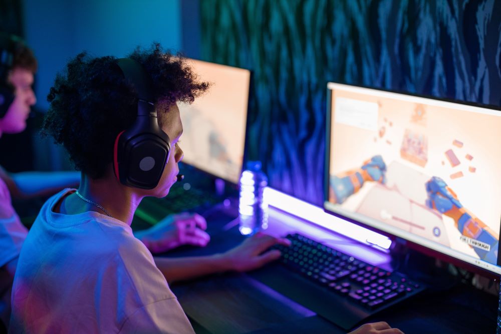 Experts Share Tell-tale Signs of Internet Gaming Addiction