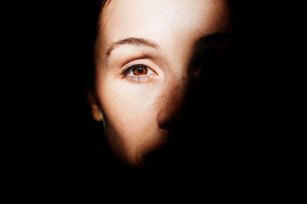 Common Asthma Drug May Help Retina in Aging Eyes