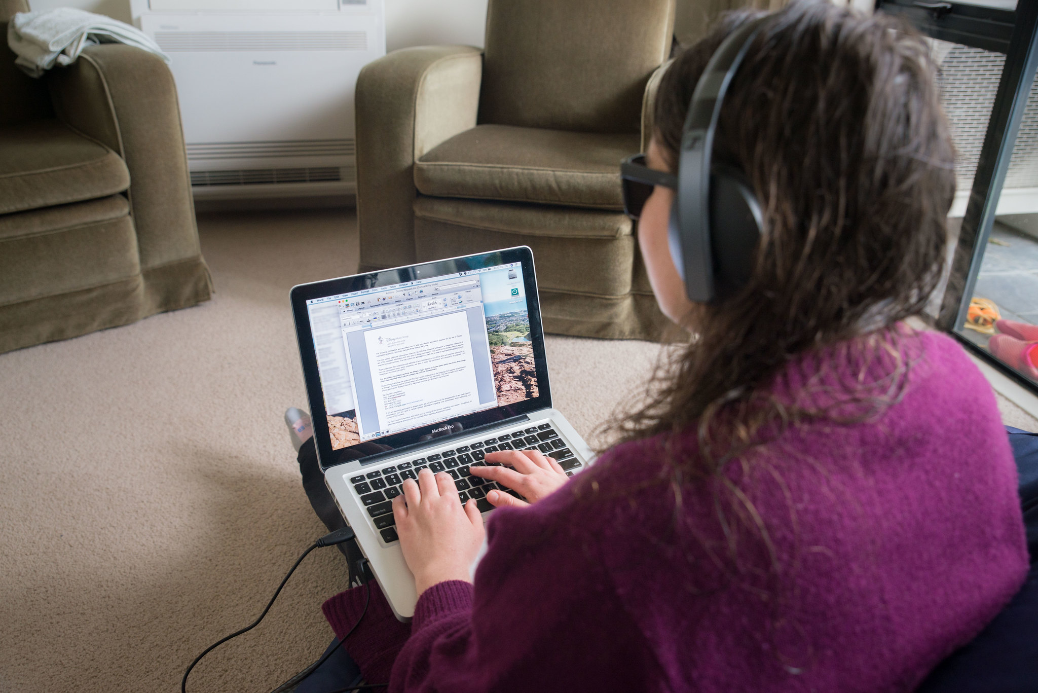 Blind student working with laptop; image by Access Matters, via flickr.com, CC BY-NC-SA 2.0.