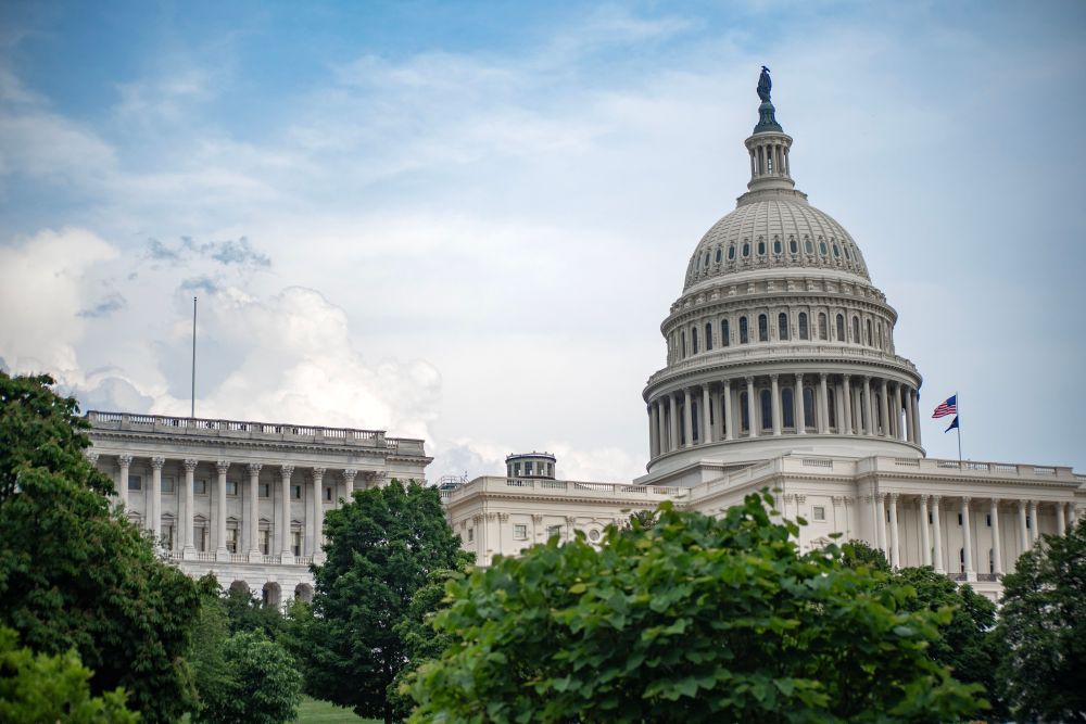 Former Intelligence Official Settles Ethics Violation Case