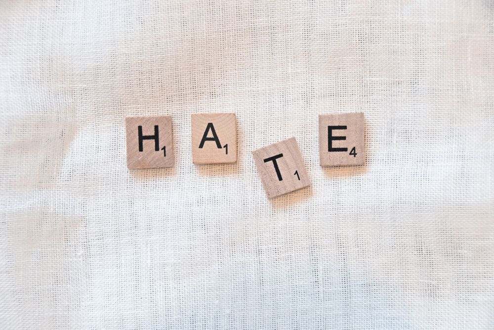 Utah Man Charged in Mall Hate Crime