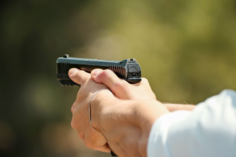 DOJ Finds Federal Handgun Sales Ban Unconstitutional