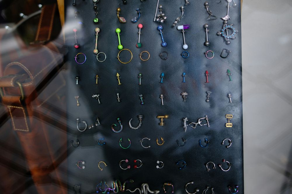 Woman Sues NYC Piercing Shop After Tongue Injury